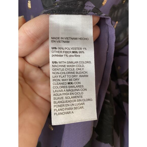 Chicos Blouse Womens Size US 12 Georgette Split Neckline Sheer Romantic Shirt - Picture 4 of 9